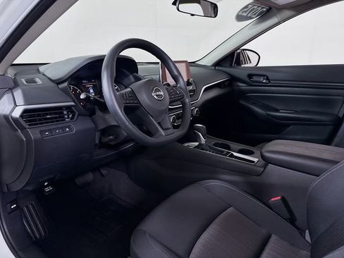 Certified 2025 Nissan Altima 2.5 S image 7