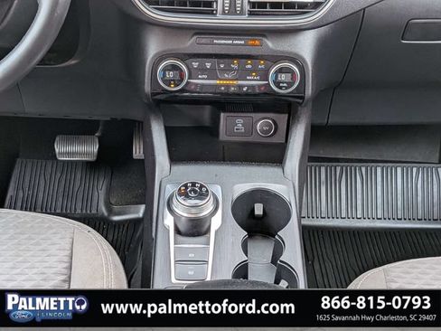 Used 2021 Ford Escape SE w/ Convenience Package FWD image 19