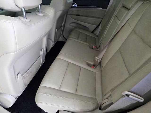 Used 2020 Jeep Grand Cherokee Limited RWD image 10