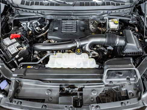 Certified 2023 Ford F150 Lariat w/ Equipment Group 502A High image 27