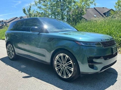 Certified 2025 Land Rover Range Rover Sport SE AWD/4WD image 4