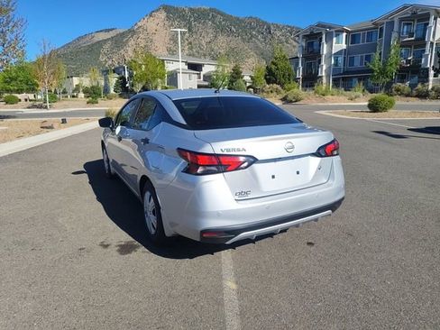 Used 2023 Nissan Versa S FWD image 5