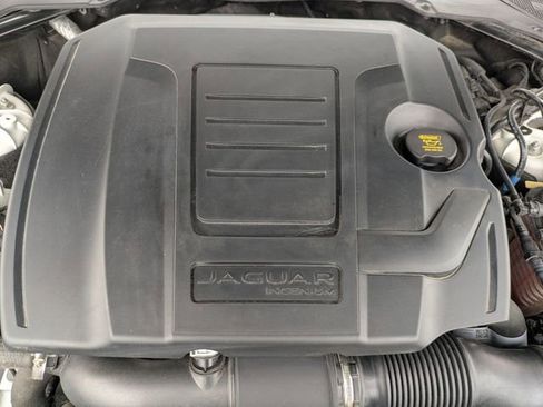 Used 2020 Jaguar XE S AWD/4WD image 20