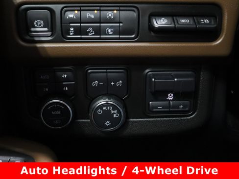 Used 2023 Chevrolet Suburban High Country w/ Max Trailering Package image 29