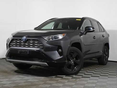Used 2020 Toyota RAV4 XSE AWD/4WD image 1