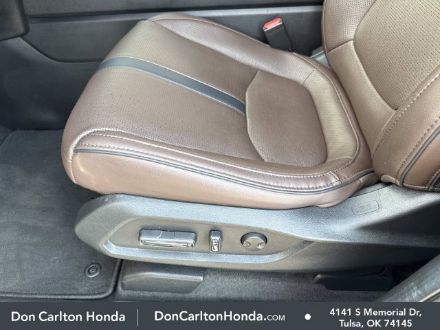 Used 2025 Honda Pilot Elite image 14