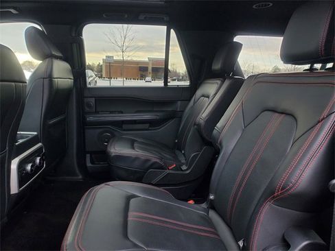 Used 2022 Ford Expedition Max Limited image 35