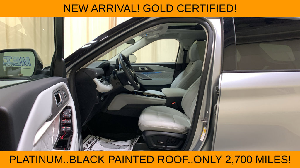 Used 2025 Ford Explorer Platinum w/ Ultimate Package AWD/4WD image 35