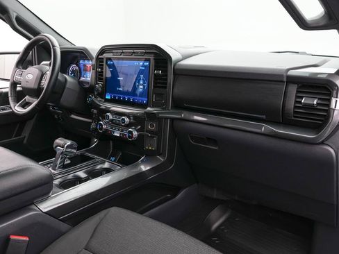 Certified 2022 Ford F150 XLT w/ Equipment Group 302A High image 21