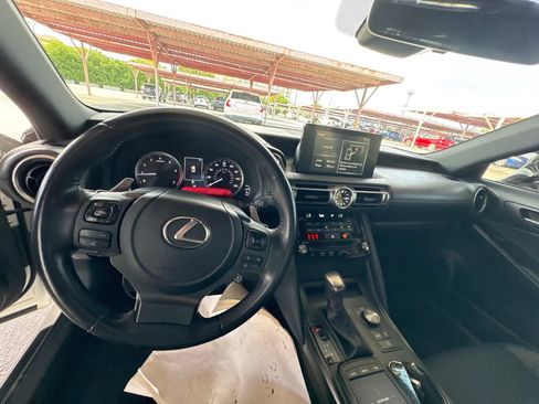 Used 2022 Lexus IS 300 w/ Accessory Package RWD image 9