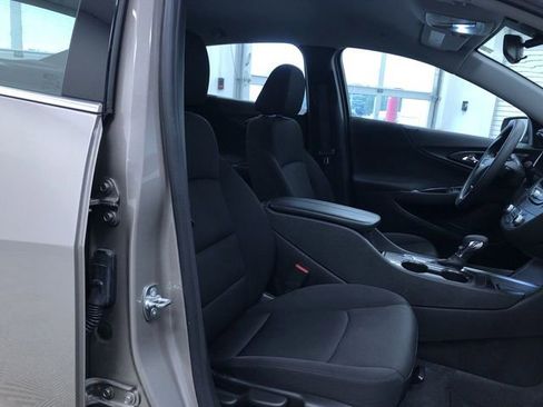 Used 2024 Chevrolet Malibu LT image 23