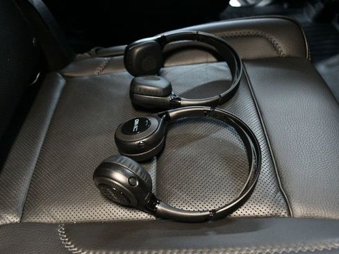 Used 2021 GMC Yukon Denali w/ Denali Premium Package image 85