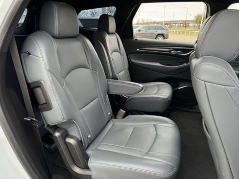 Certified 2024 Buick Enclave Essence w/ Sport Touring Edition image 31