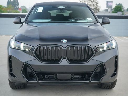 New 2026 BMW X6 xDrive40i w/ Executive Package AWD/4WD image 2