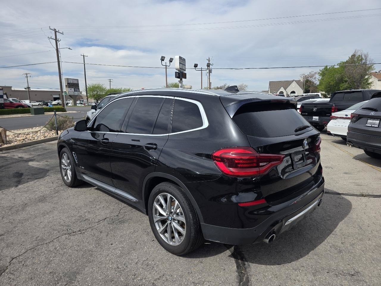 Used 2018 BMW X3 xDrive30i AWD/4WD image 3
