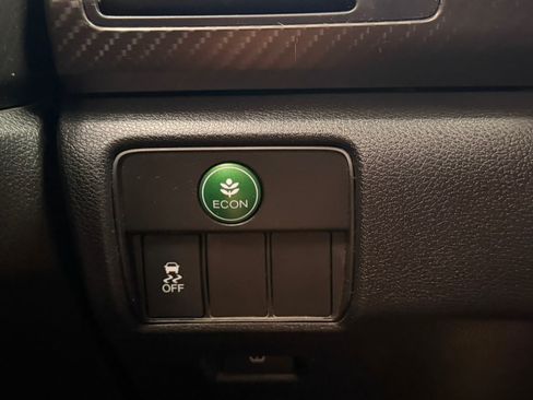 Used 2016 Honda Accord Sport image 48