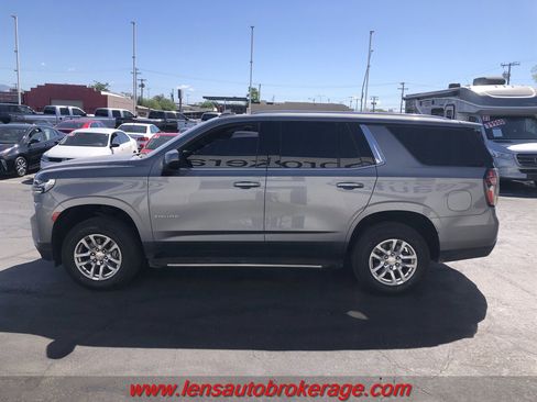 Used 2021 Chevrolet Tahoe LT image 2
