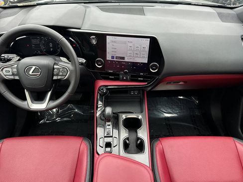 Used 2024 Lexus NX 250 FWD w/ Cold Area Package image 15