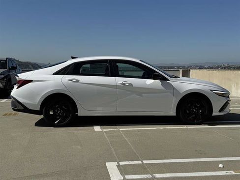 New 2026 Hyundai Elantra Sport image 6