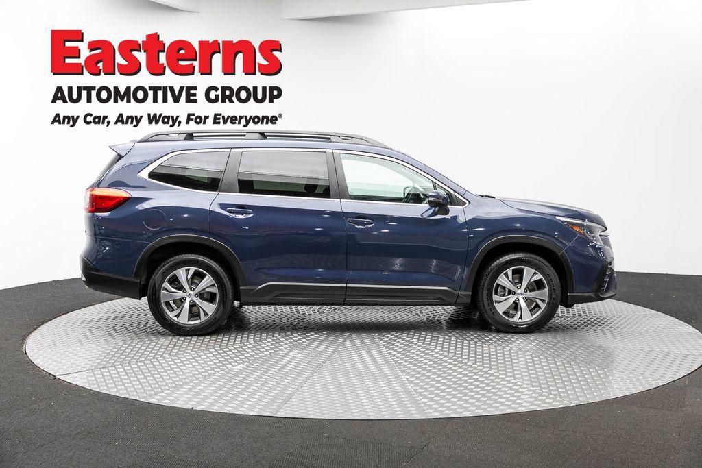 Used 2023 Subaru Ascent Premium AWD/4WD image 6