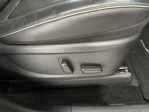 Used 2022 Hyundai Palisade Calligraphy image 23