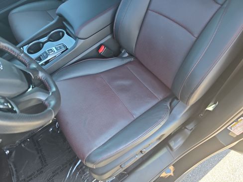Certified 2025 Honda Ridgeline Black Edition image 14