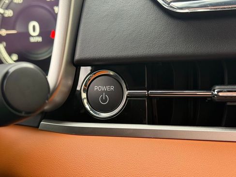 New 2025 Mitsubishi Outlander SEL image 12