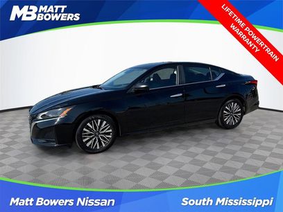 Used 2025 Nissan Altima 2.5 SV