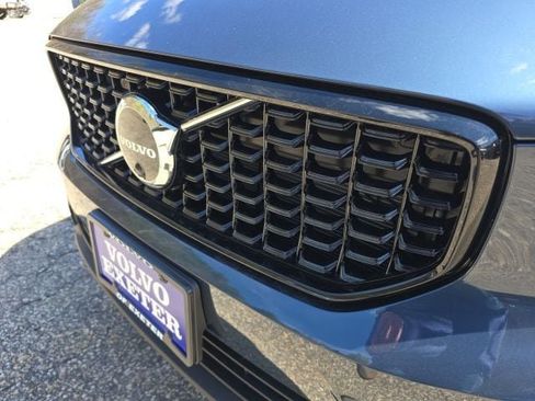 New 2026 Volvo XC40 B5 Plus w/ Climate Package AWD/4WD image 11
