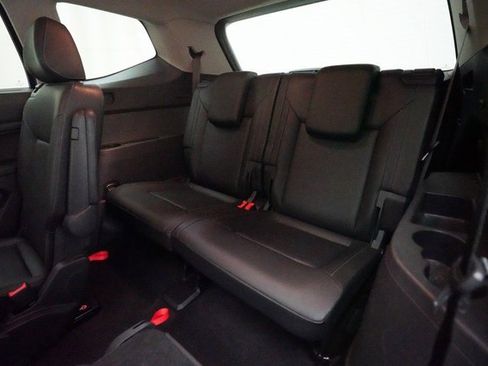 Used 2019 Volkswagen Atlas SE image 17