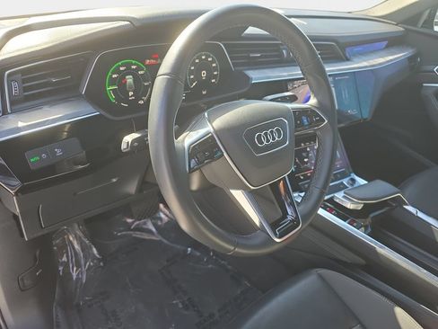 Used 2024 Audi Q8 e-tron Premium AWD/4WD image 28