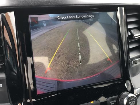 Used 2024 RAM 2500 Big Horn w/ Safety Group image 20