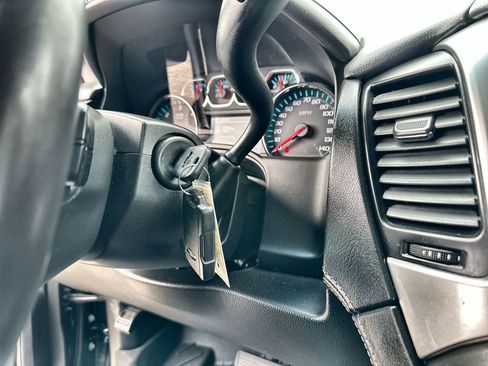 Certified 2018 Chevrolet Suburban LT w/ RST Edition image 17