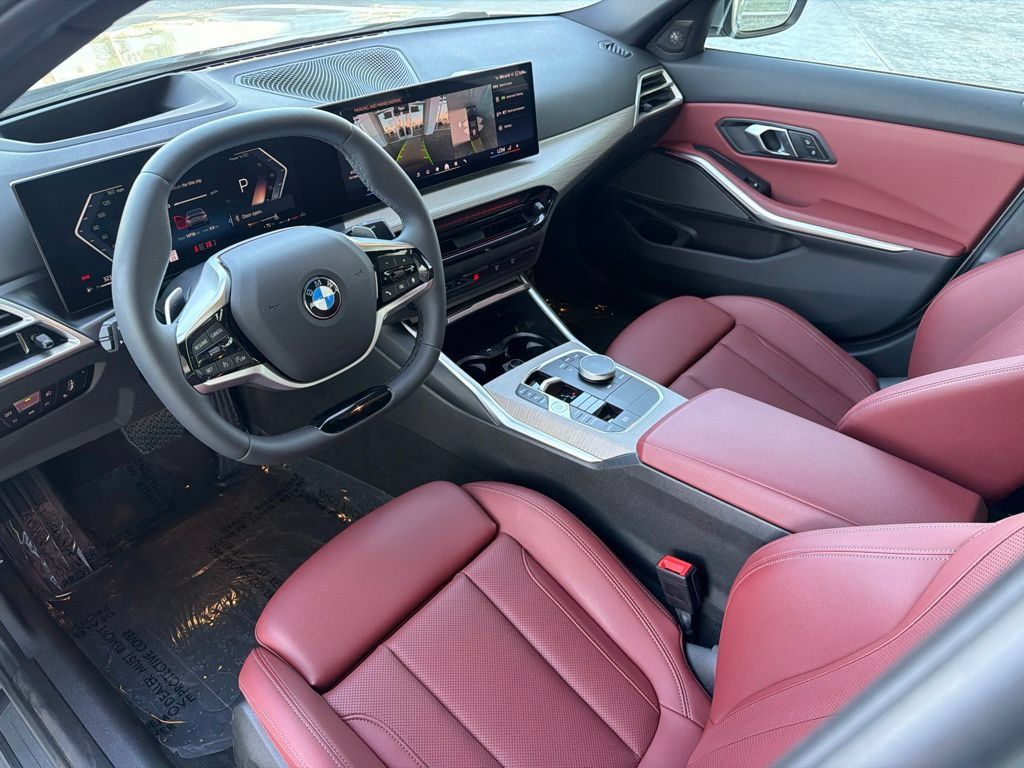 Used 2025 BMW 330i Sedan w/ Premium Package RWD image 9