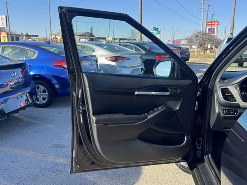 Used 2021 Kia Seltos LX image 11