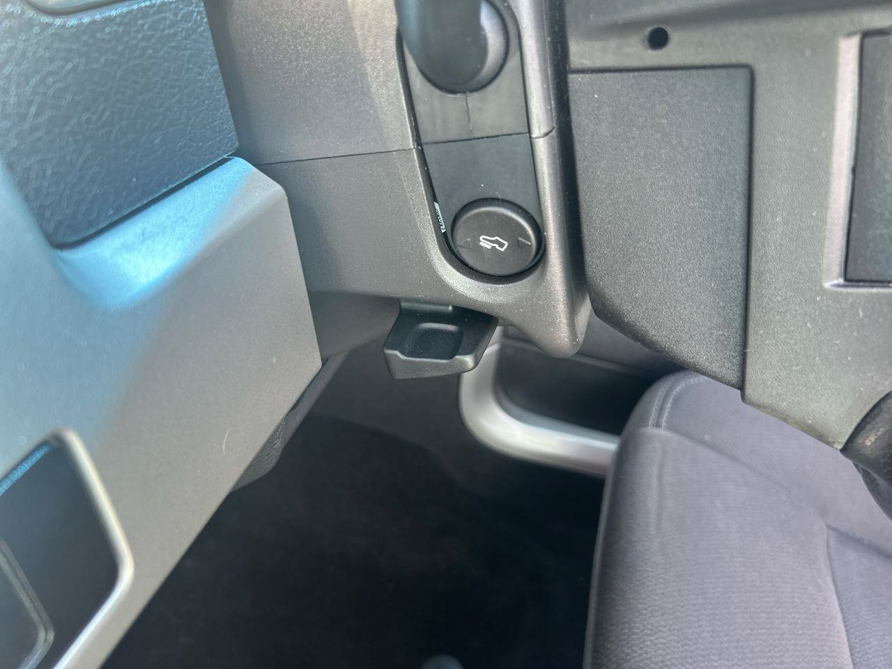 Used 2013 Ford F150 FX4 w/ Mid Equipment Group AWD/4WD image 15