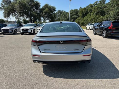 Used 2024 Honda Accord Sport image 5