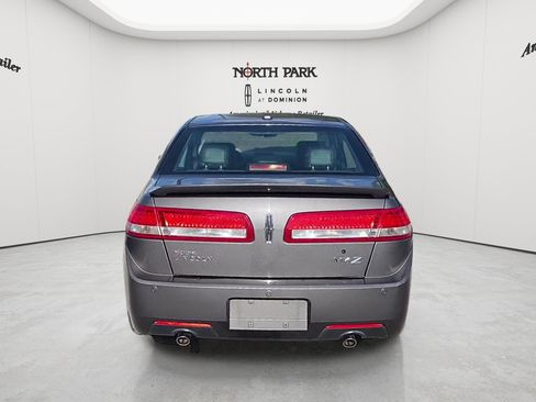 Used 2012 Lincoln MKZ FWD image 4