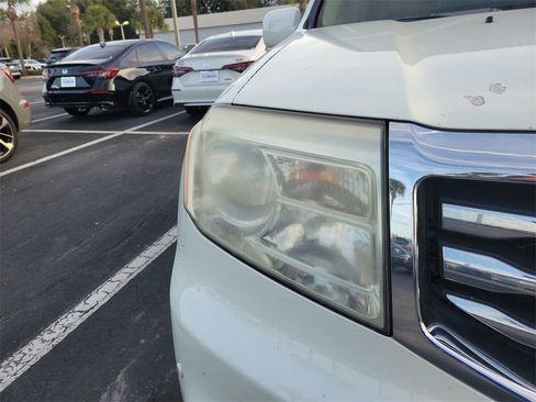 Used 2015 Honda Pilot Touring image 9