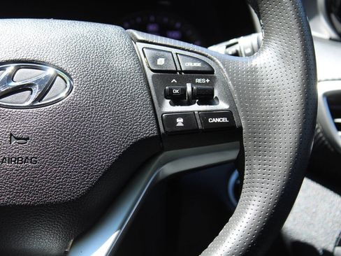Used 2019 Hyundai Tucson Night AWD/4WD image 38