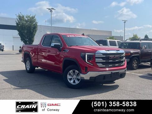 Used 2023 GMC Sierra 1500 SLE AWD/4WD image 1