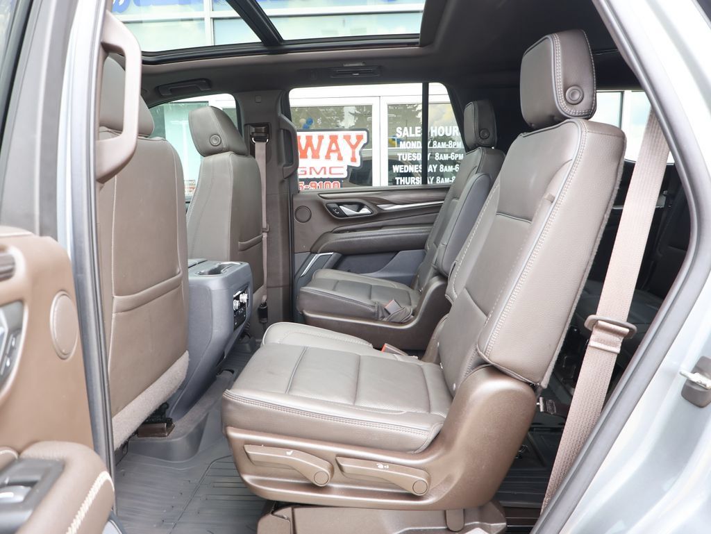 Certified 2022 GMC Yukon Denali w/ Denali Premium Package AWD/4WD image 27