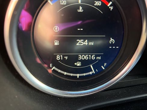 Used 2018 MAZDA MX-5 Miata RF Grand Touring RWD image 8