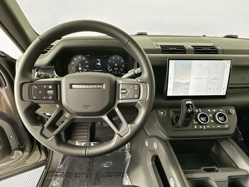 Used 2025 Land Rover Defender 110 S AWD/4WD image 11