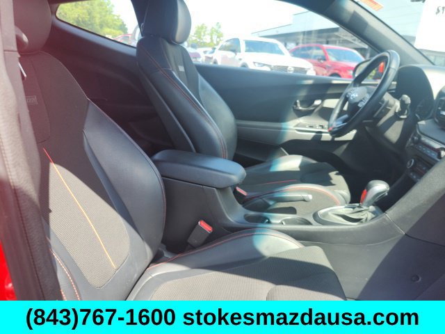 Used 2019 Hyundai Veloster 2.0 Premium FWD image 23