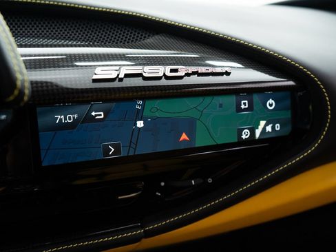 Used 2022 Ferrari SF90 Spider AWD/4WD image 38