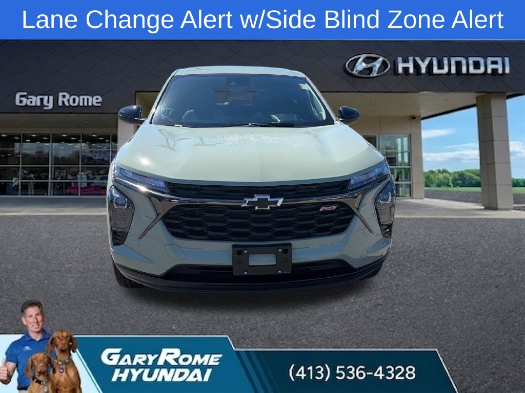 Used 2024 Chevrolet Trax RS w/ Driver Confidence Package FWD image 9
