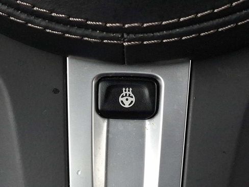 Used 2022 BMW X7 xDrive40i w/ M Sport Package image 21