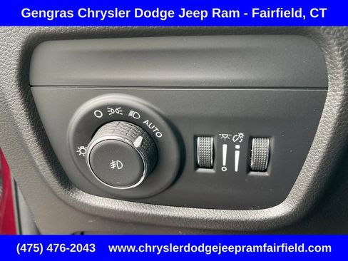 Certified 2023 Jeep Grand Cherokee Limited w/ Luxury Tech Group II AWD/4WD image 46