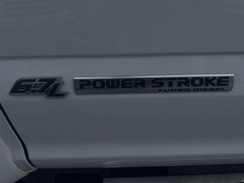 Used 2022 Ford F450 XLT image 31